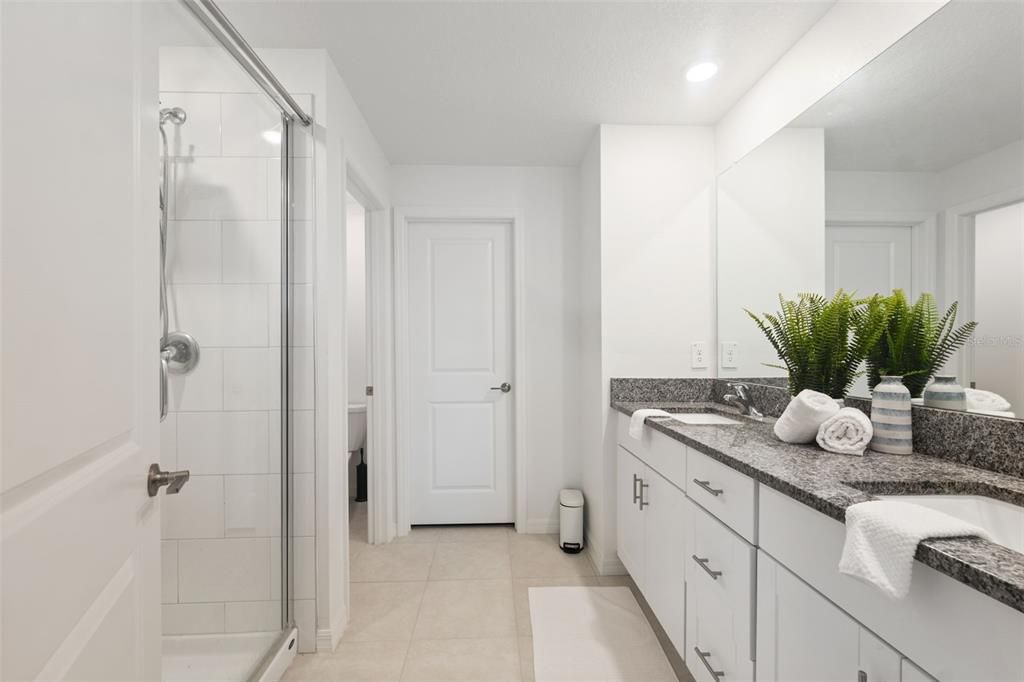 For Sale: $310,000 (3 beds, 2 baths, 1601 Square Feet)