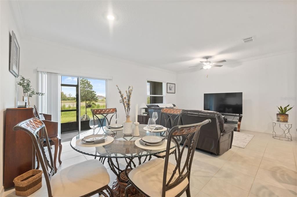 For Sale: $310,000 (3 beds, 2 baths, 1601 Square Feet)