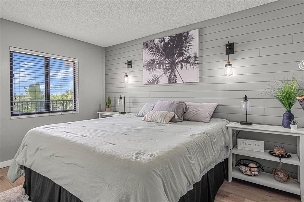 待售: $1,050,000 (3 贝兹, 2 浴室, 1526 平方英尺)