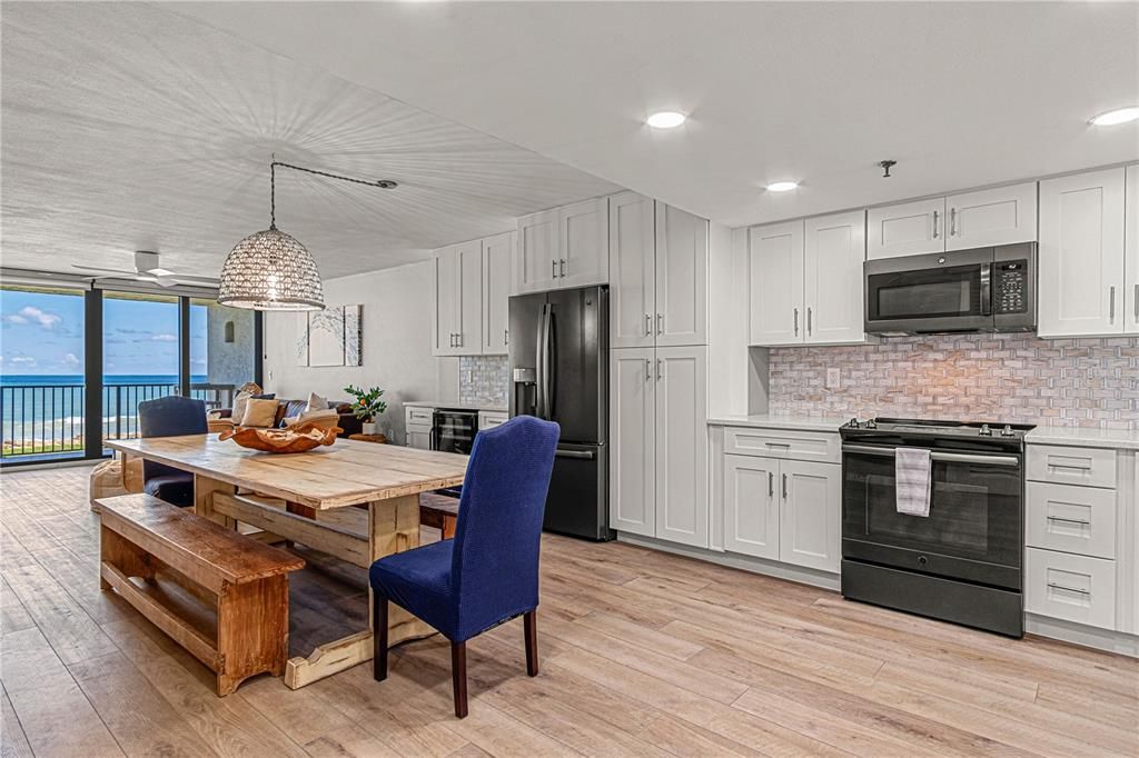 待售: $1,050,000 (3 贝兹, 2 浴室, 1526 平方英尺)