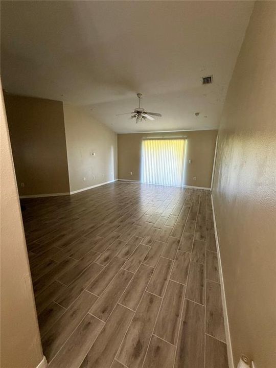 For Rent: $2,000 (4 beds, 2 baths, 1544 Square Feet)