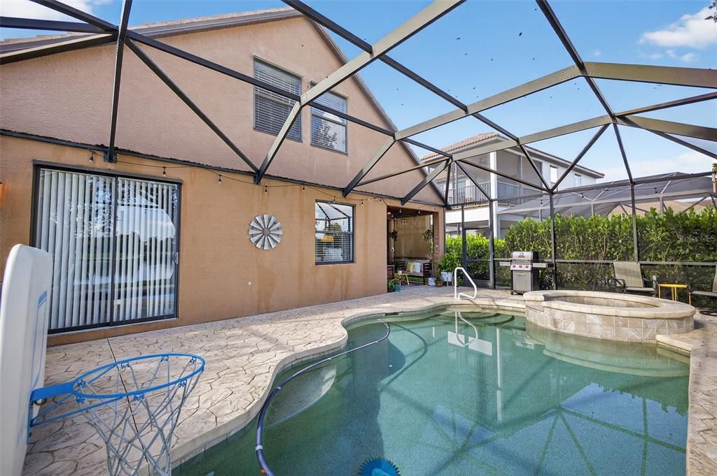 For Sale: $499,900 (3 beds, 3 baths, 2350 Square Feet)