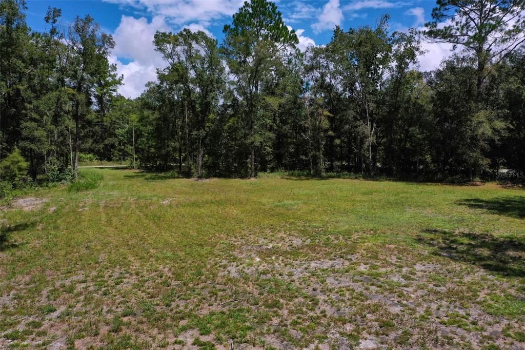 合同活跃: $60,000 (1.51 acres)