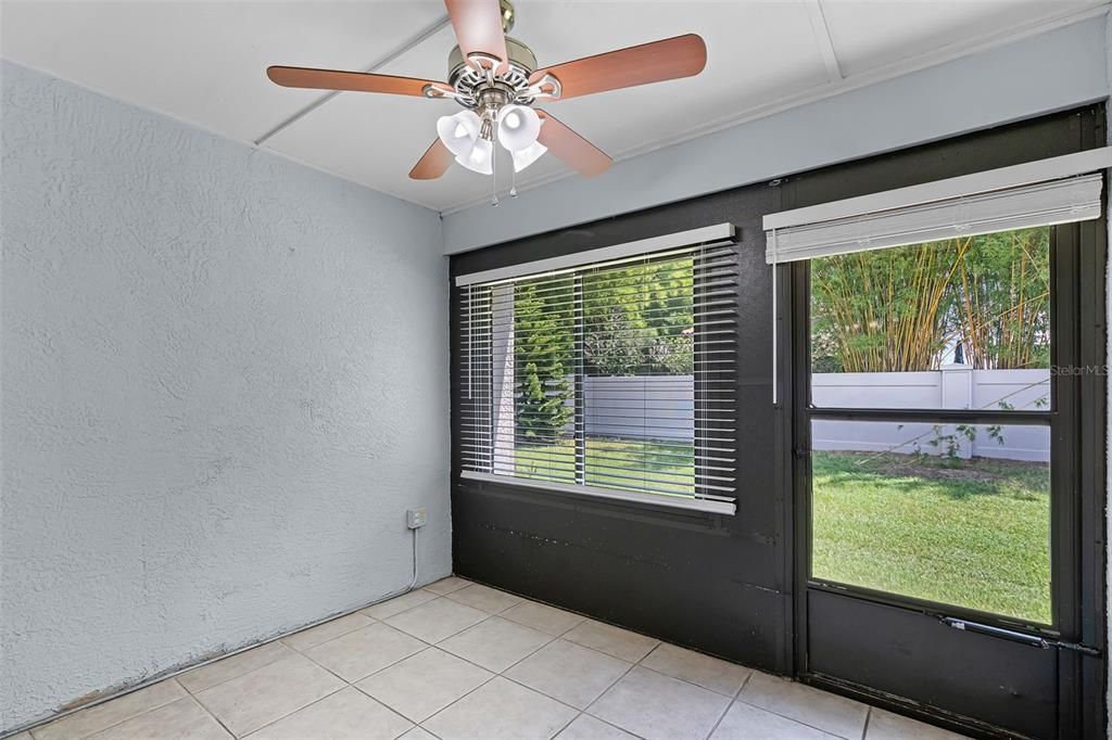 Activo con contrato: $2,700 (3 camas, 2 baños, 1648 Pies cuadrados)