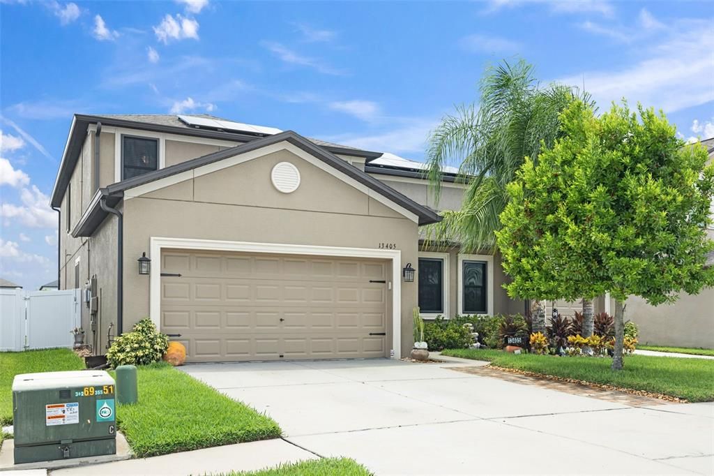 合同活跃: $645,000 (6 贝兹, 4 浴室, 3912 平方英尺)