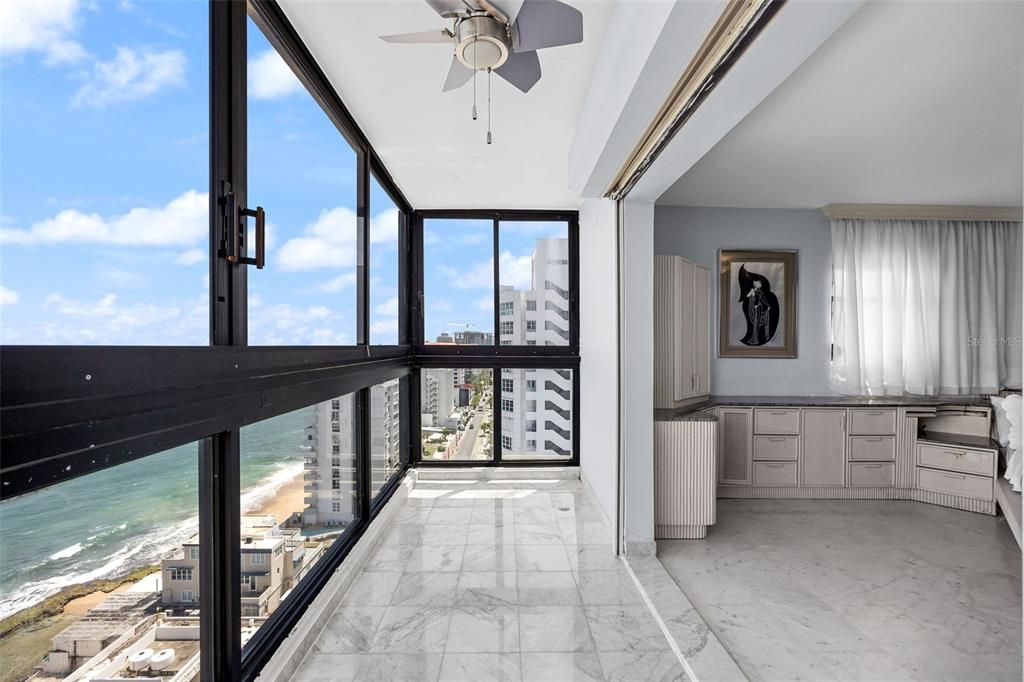 待售: $4,495,000 (6 贝兹, 4 浴室, 5753 平方英尺)