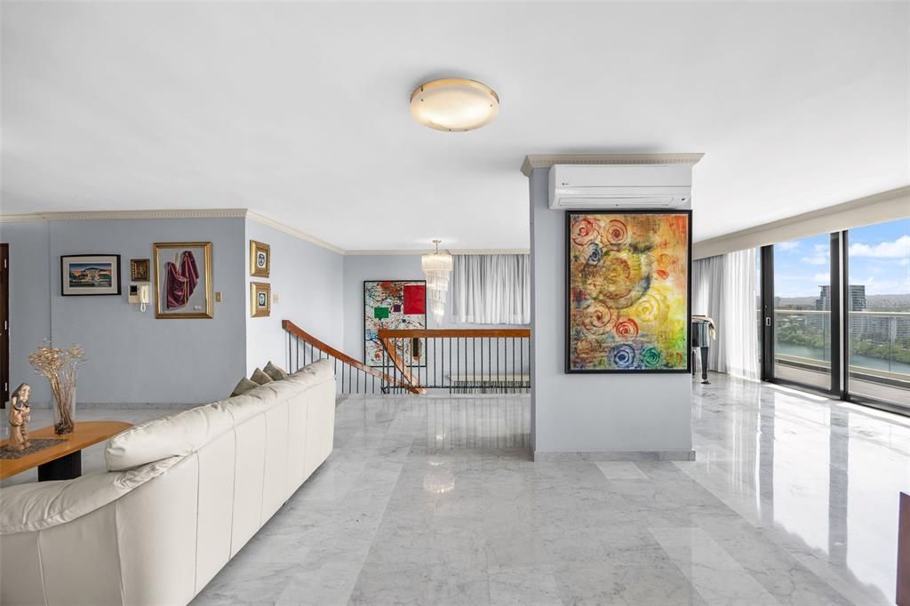 待售: $4,495,000 (6 贝兹, 4 浴室, 5753 平方英尺)