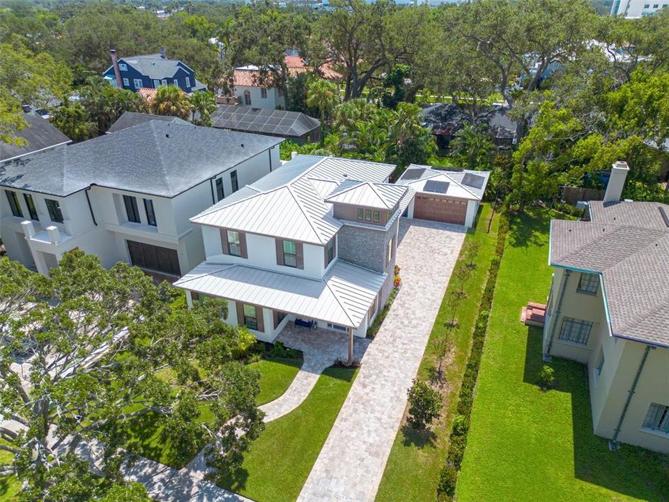 Activo con contrato: $1,500,000 (5 camas, 3 baños, 3131 Pies cuadrados)