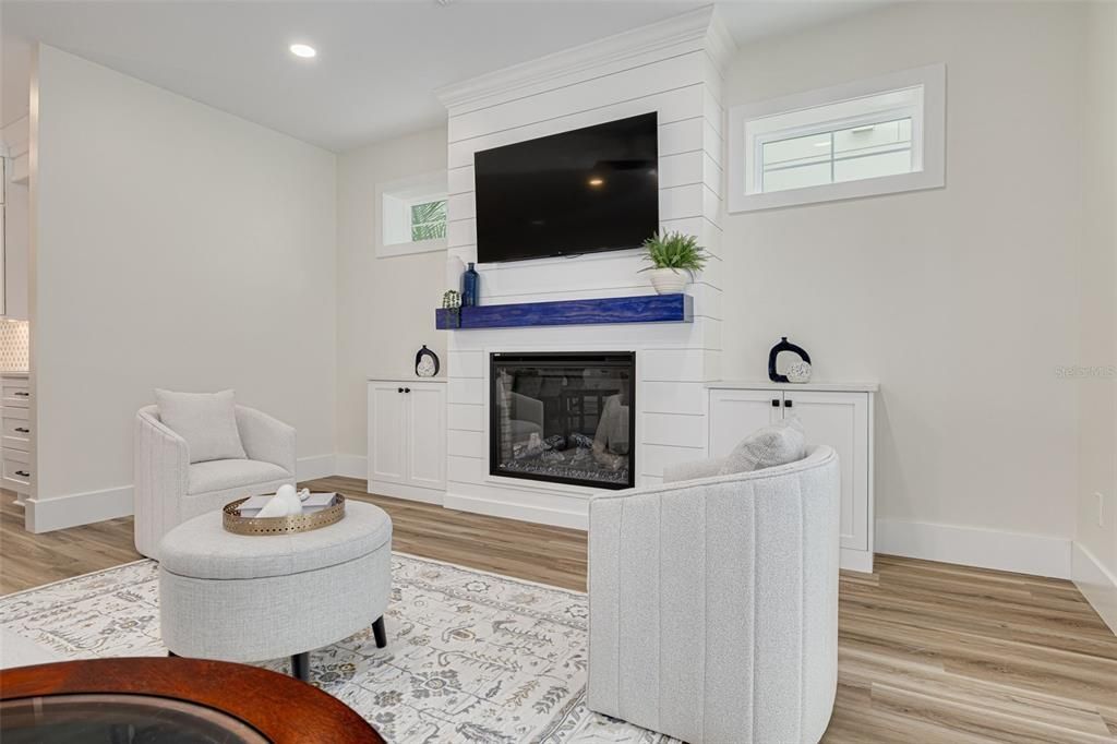 Activo con contrato: $1,500,000 (5 camas, 3 baños, 3131 Pies cuadrados)