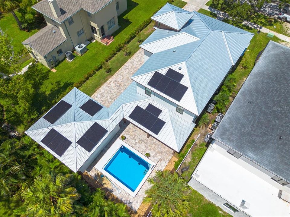 Activo con contrato: $1,500,000 (5 camas, 3 baños, 3131 Pies cuadrados)