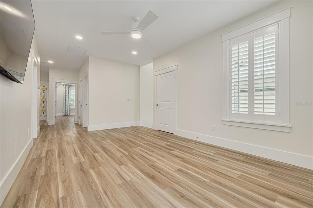 Activo con contrato: $1,500,000 (5 camas, 3 baños, 3131 Pies cuadrados)