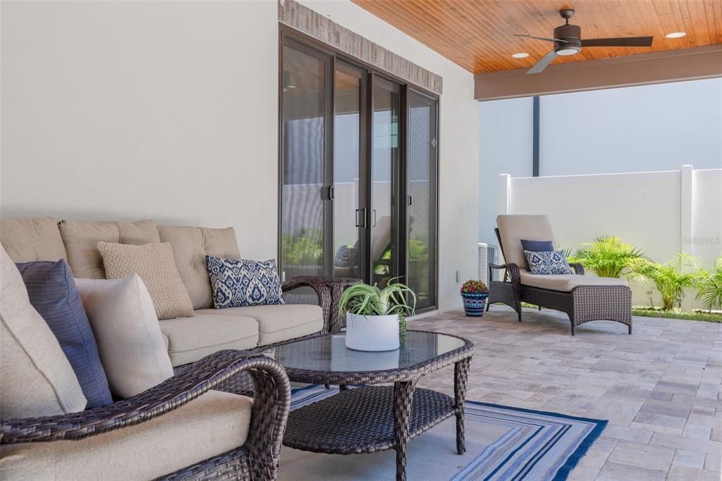 Activo con contrato: $1,500,000 (5 camas, 3 baños, 3131 Pies cuadrados)