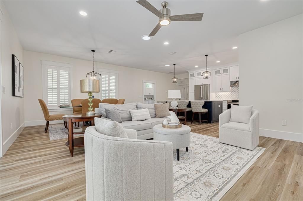 Activo con contrato: $1,500,000 (5 camas, 3 baños, 3131 Pies cuadrados)