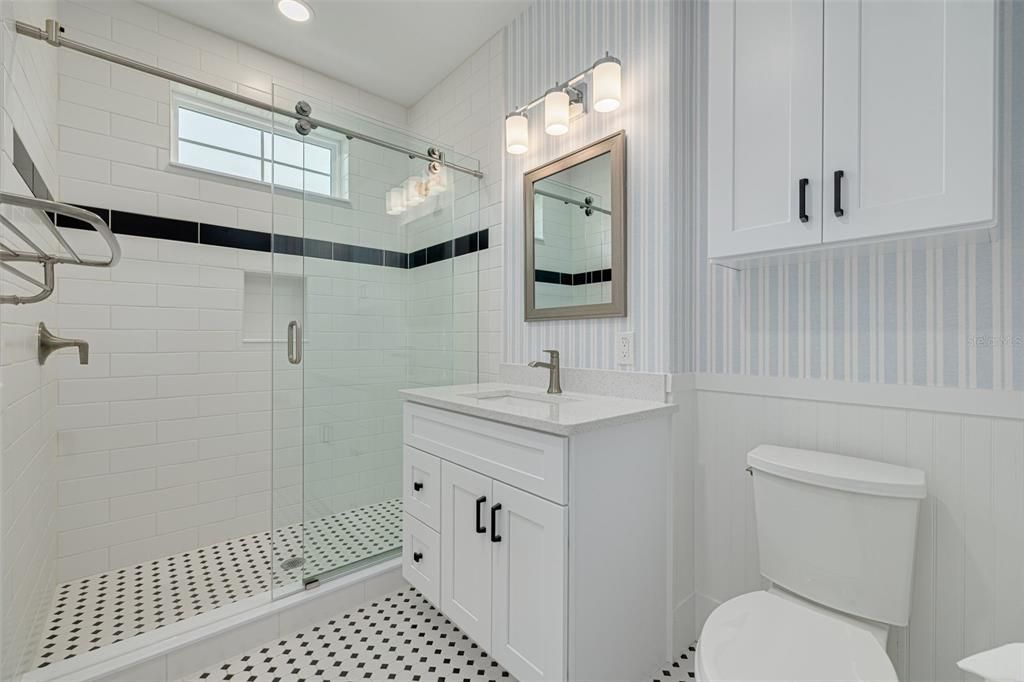 Activo con contrato: $1,500,000 (5 camas, 3 baños, 3131 Pies cuadrados)