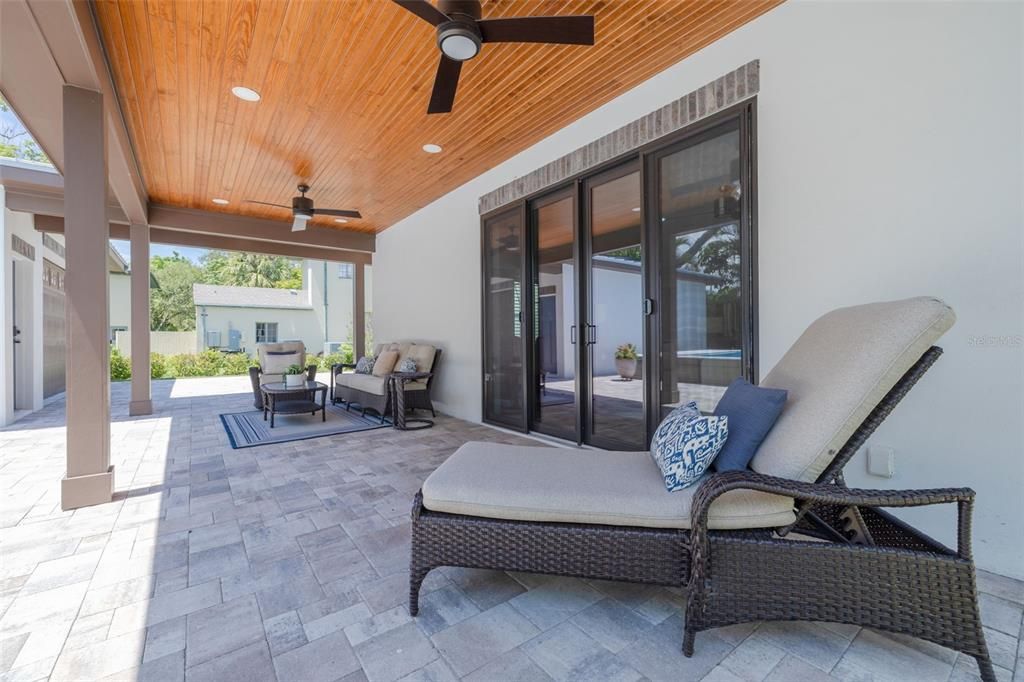 Activo con contrato: $1,500,000 (5 camas, 3 baños, 3131 Pies cuadrados)