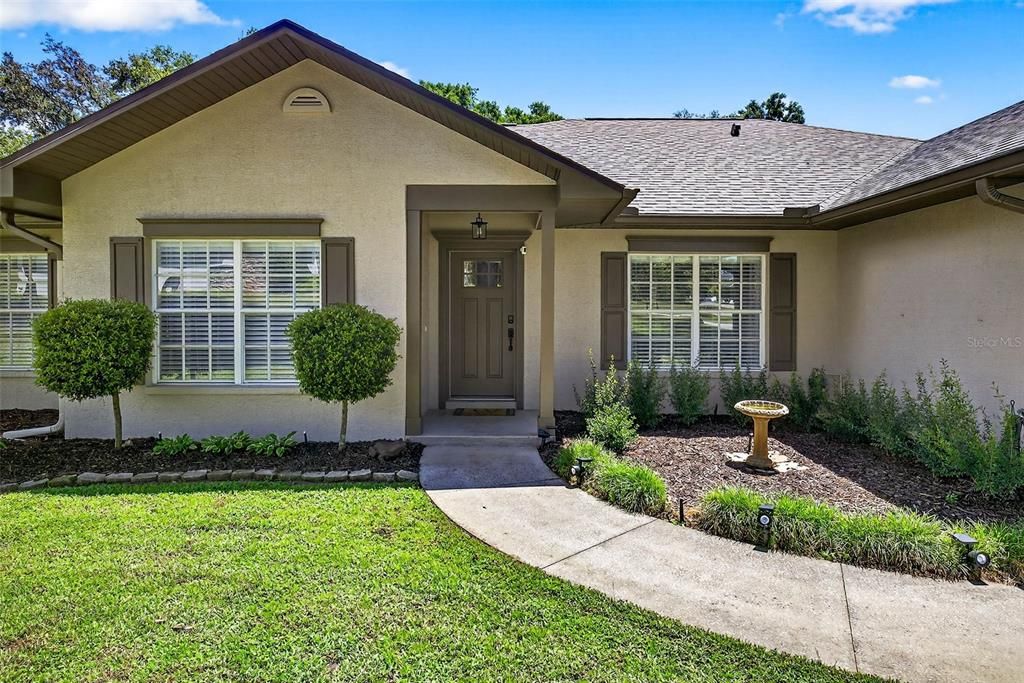 待售: $689,900 (4 贝兹, 2 浴室, 2076 平方英尺)