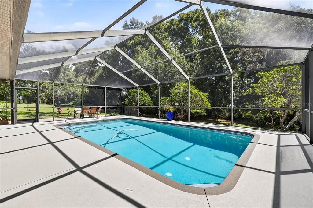 待售: $689,900 (4 贝兹, 2 浴室, 2076 平方英尺)