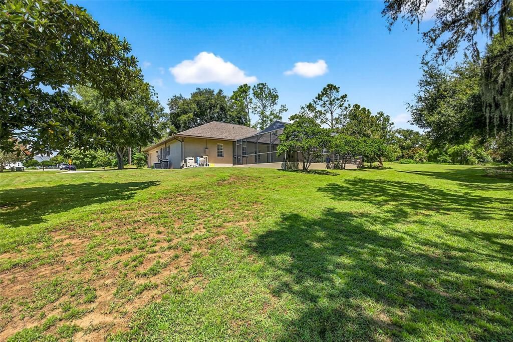 待售: $689,900 (4 贝兹, 2 浴室, 2076 平方英尺)