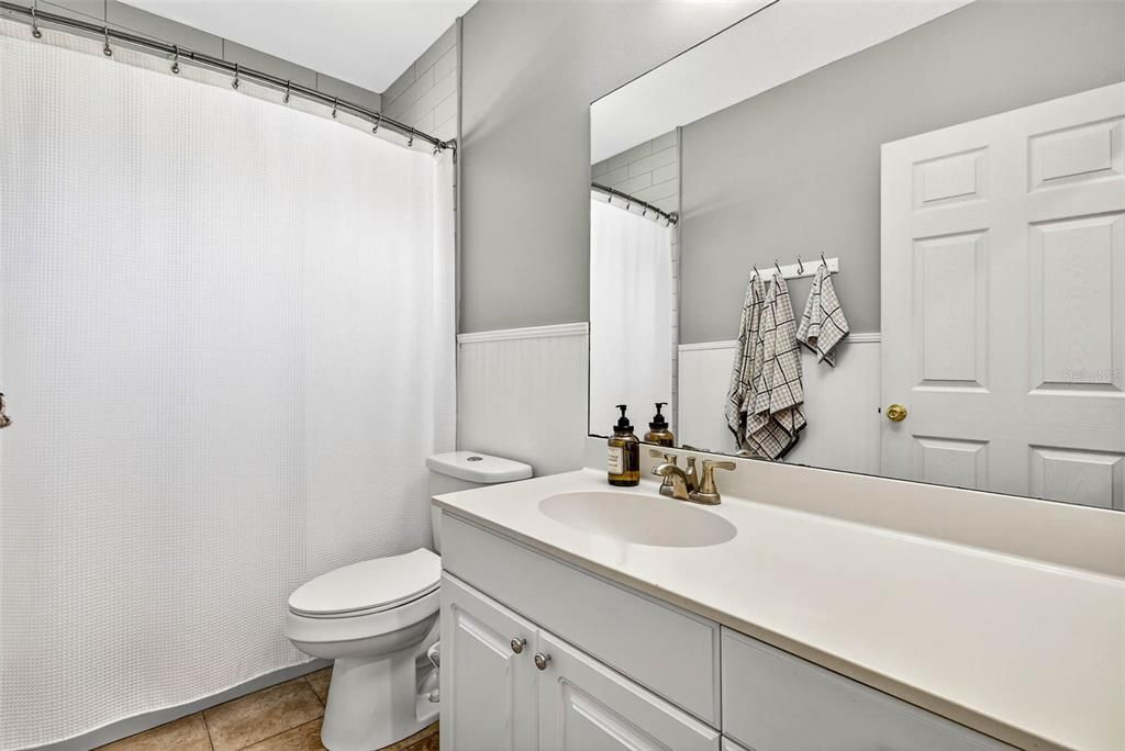 待售: $689,900 (4 贝兹, 2 浴室, 2076 平方英尺)