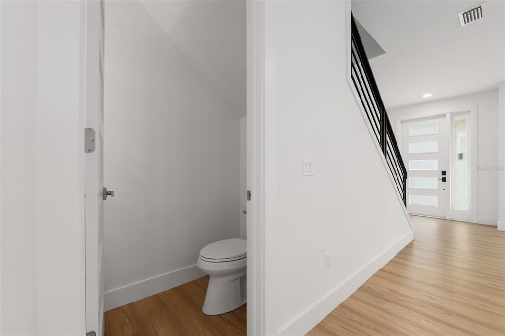 For Sale: $398,000 (3 beds, 2 baths, 1640 Square Feet)