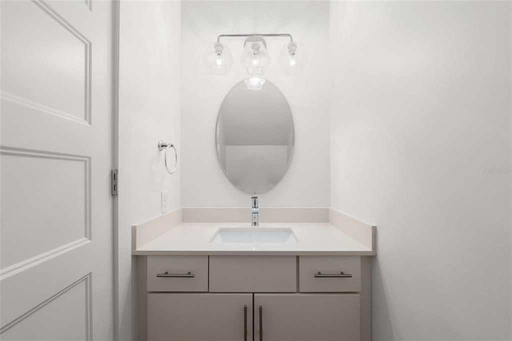 For Sale: $398,000 (3 beds, 2 baths, 1640 Square Feet)