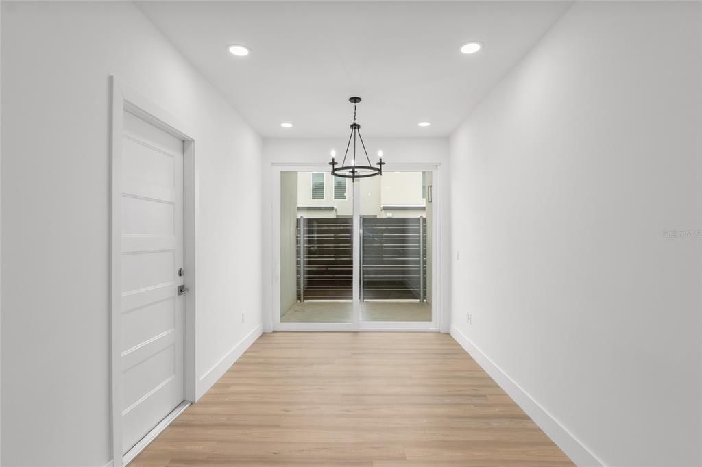 For Sale: $398,000 (3 beds, 2 baths, 1640 Square Feet)