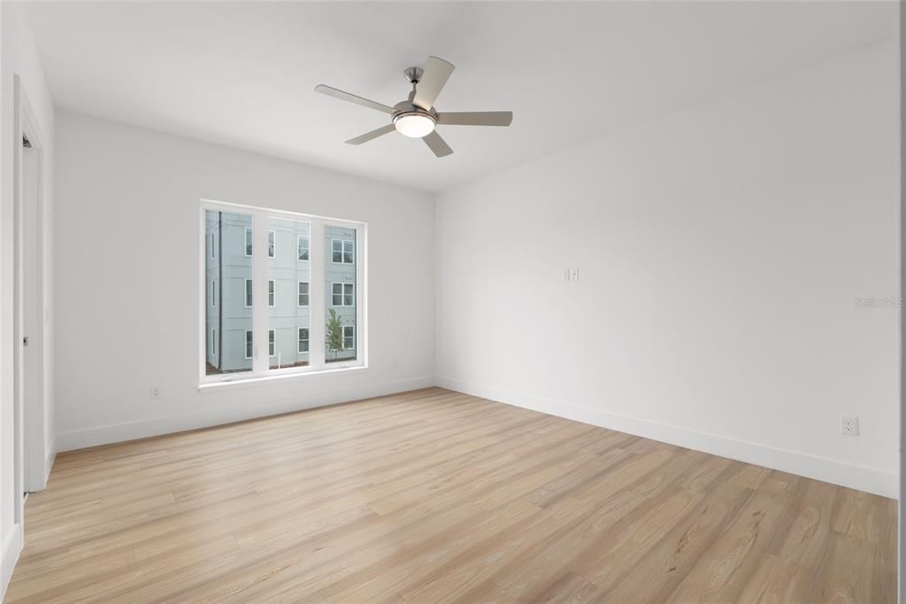 For Sale: $398,000 (3 beds, 2 baths, 1640 Square Feet)