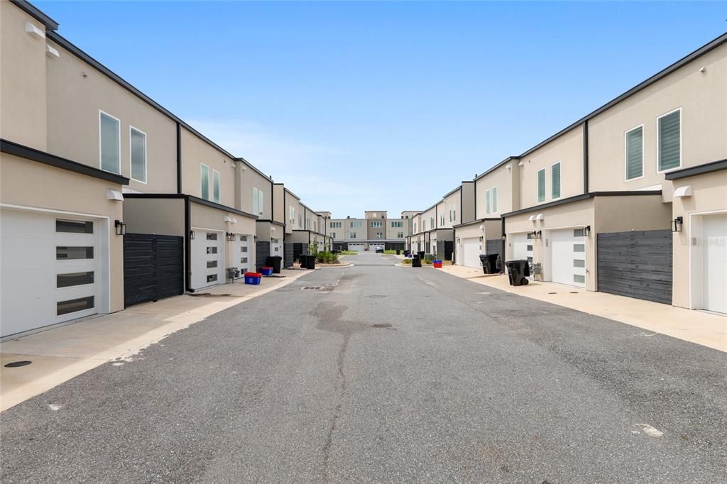 For Sale: $398,000 (3 beds, 2 baths, 1640 Square Feet)