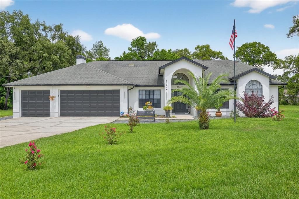 待售: $639,000 (4 贝兹, 2 浴室, 2195 平方英尺)