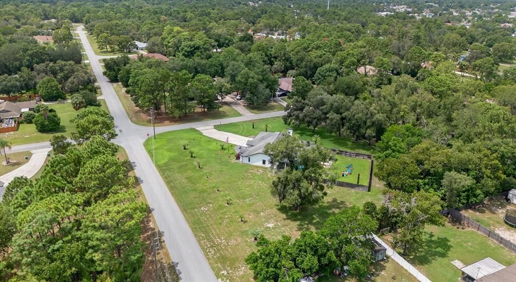 待售: $639,000 (4 贝兹, 2 浴室, 2195 平方英尺)