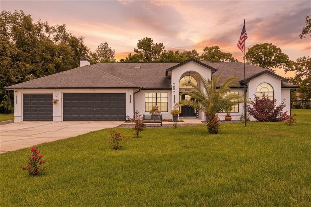 待售: $639,000 (4 贝兹, 2 浴室, 2195 平方英尺)