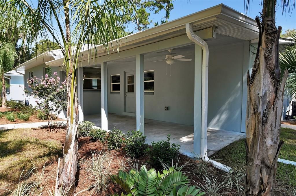 Active With Contract: $499,900 (5 beds, 3 baths, 2696 Square Feet)