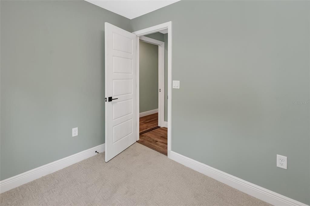 Active With Contract: $499,900 (5 beds, 3 baths, 2696 Square Feet)