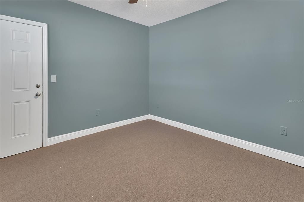 Active With Contract: $499,900 (5 beds, 3 baths, 2696 Square Feet)