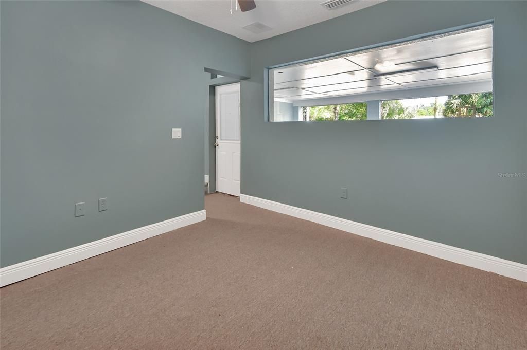 Active With Contract: $499,900 (5 beds, 3 baths, 2696 Square Feet)