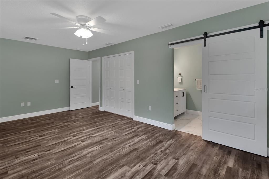 Active With Contract: $499,900 (5 beds, 3 baths, 2696 Square Feet)