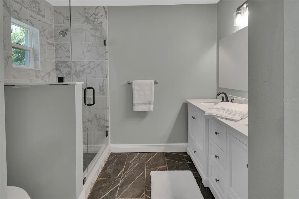 Active With Contract: $499,900 (5 beds, 3 baths, 2696 Square Feet)