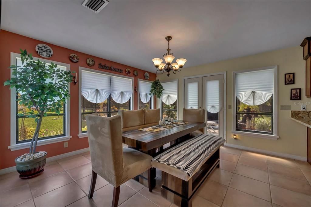 待售: $985,000 (5 贝兹, 3 浴室, 3402 平方英尺)