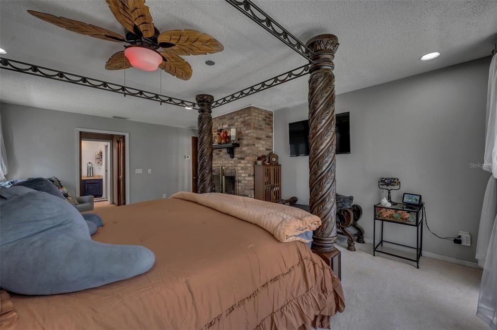 待售: $985,000 (5 贝兹, 3 浴室, 3402 平方英尺)