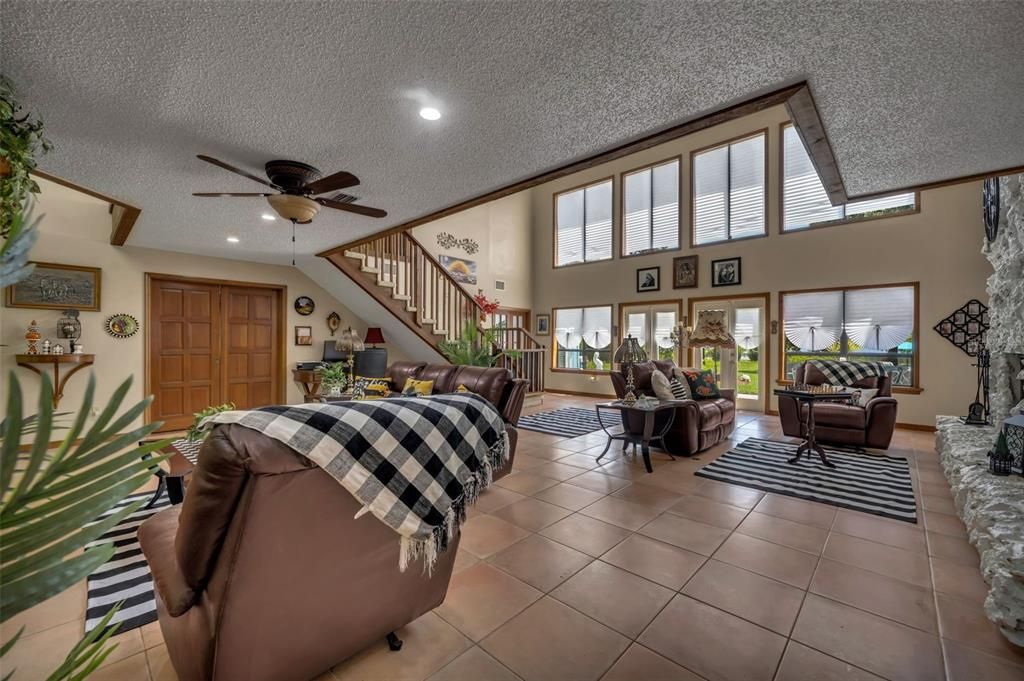 待售: $985,000 (5 贝兹, 3 浴室, 3402 平方英尺)