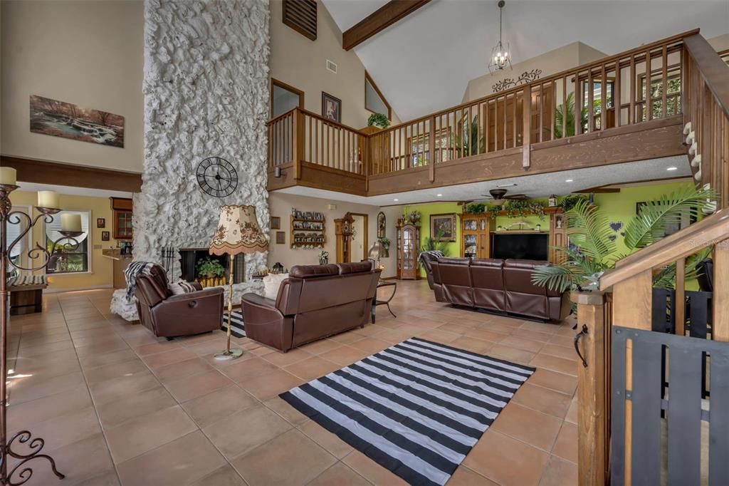 待售: $985,000 (5 贝兹, 3 浴室, 3402 平方英尺)