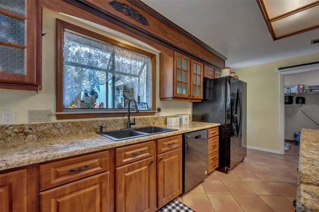 待售: $985,000 (5 贝兹, 3 浴室, 3402 平方英尺)