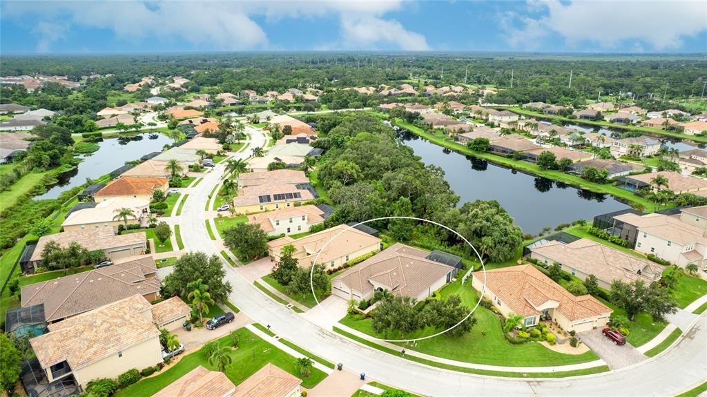 Active With Contract: $824,500 (4 beds, 3 baths, 3431 Square Feet)