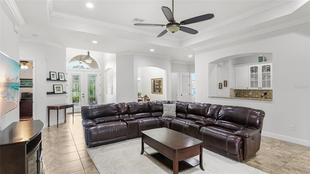 Active With Contract: $824,500 (4 beds, 3 baths, 3431 Square Feet)
