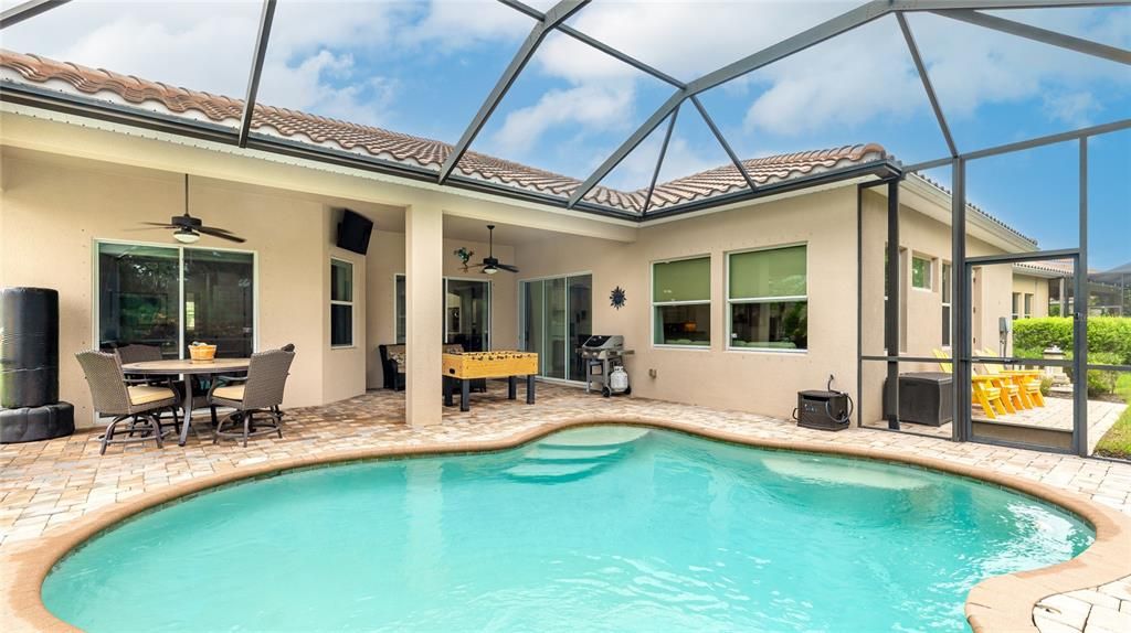 Active With Contract: $824,500 (4 beds, 3 baths, 3431 Square Feet)