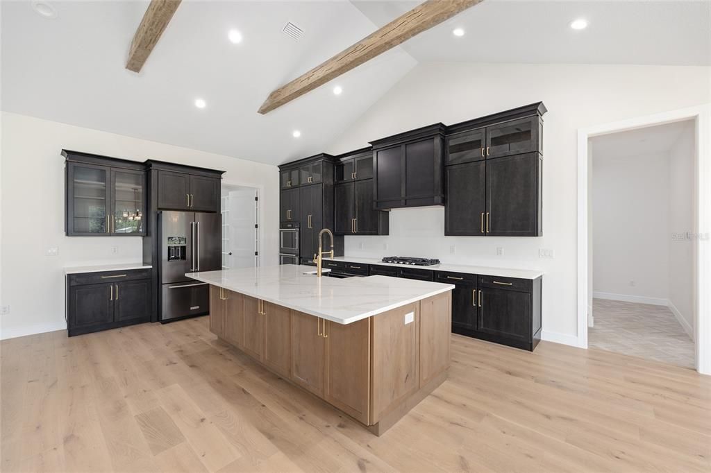 En Venta: $2,749,000 (4 camas, 3 baños, 3122 Pies cuadrados)