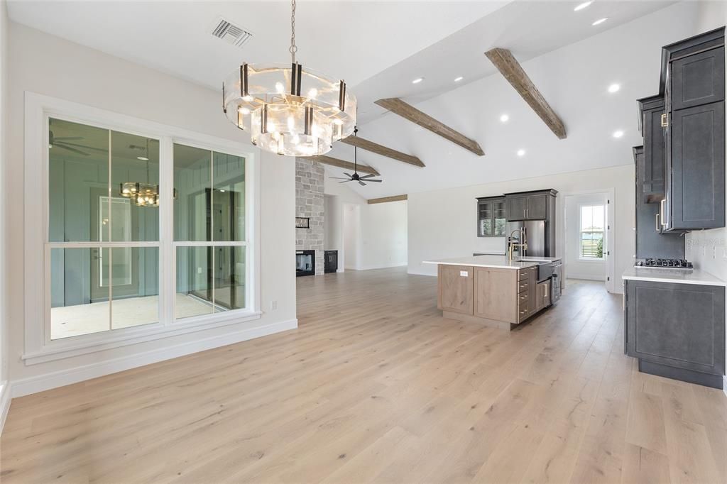 En Venta: $2,749,000 (4 camas, 3 baños, 3122 Pies cuadrados)