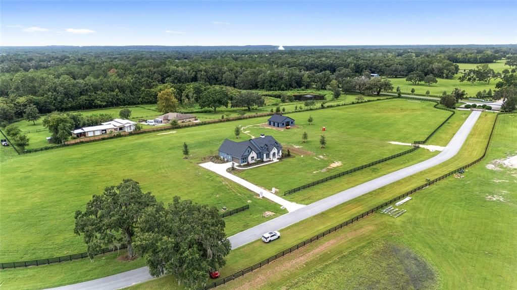 En Venta: $2,749,000 (4 camas, 3 baños, 3122 Pies cuadrados)