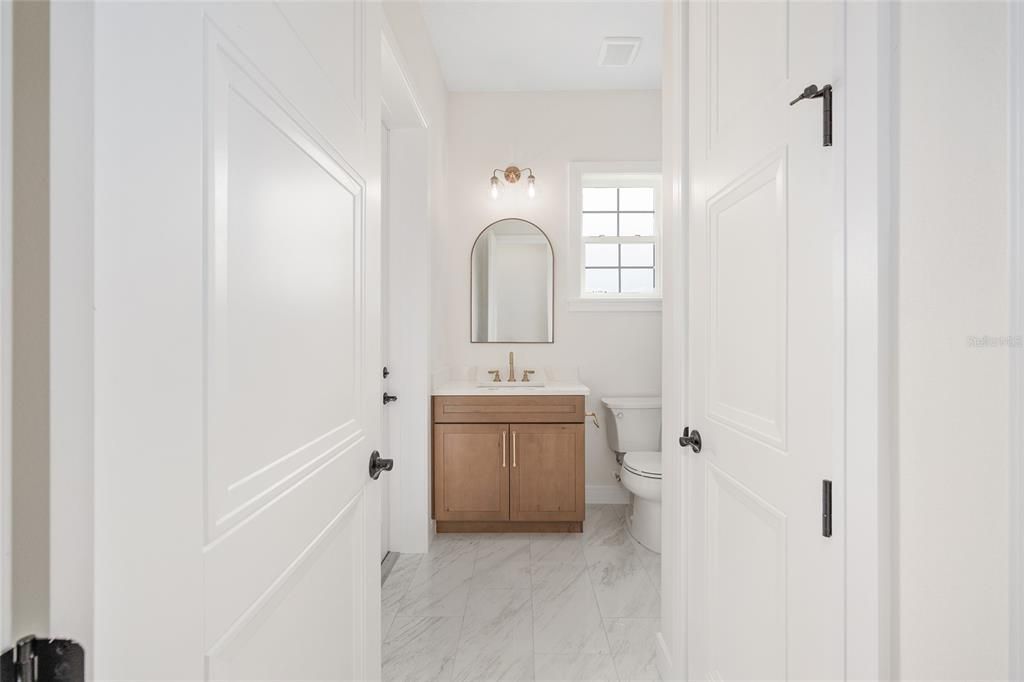 En Venta: $2,749,000 (4 camas, 3 baños, 3122 Pies cuadrados)