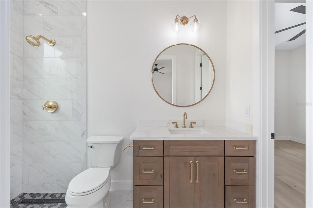 En Venta: $2,749,000 (4 camas, 3 baños, 3122 Pies cuadrados)